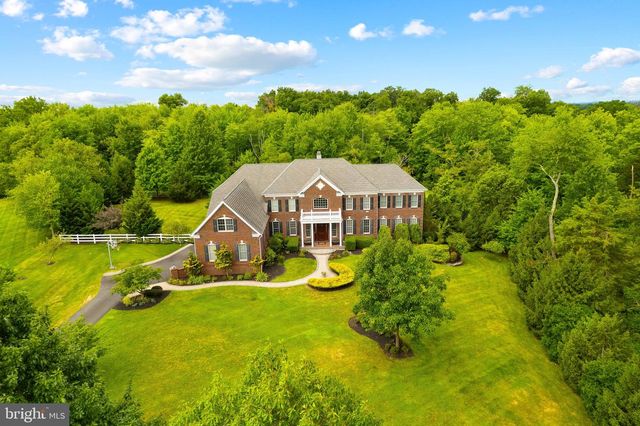 128 JANE CHAPMAN DR W, Newtown, PA 18940