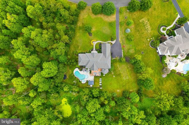 128 JANE CHAPMAN DR W, Newtown, PA 18940