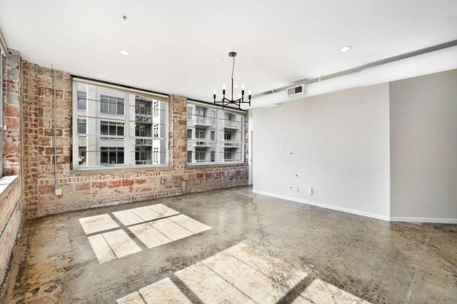 800 Peachtree NE Street 8515, Atlanta, GA 30308