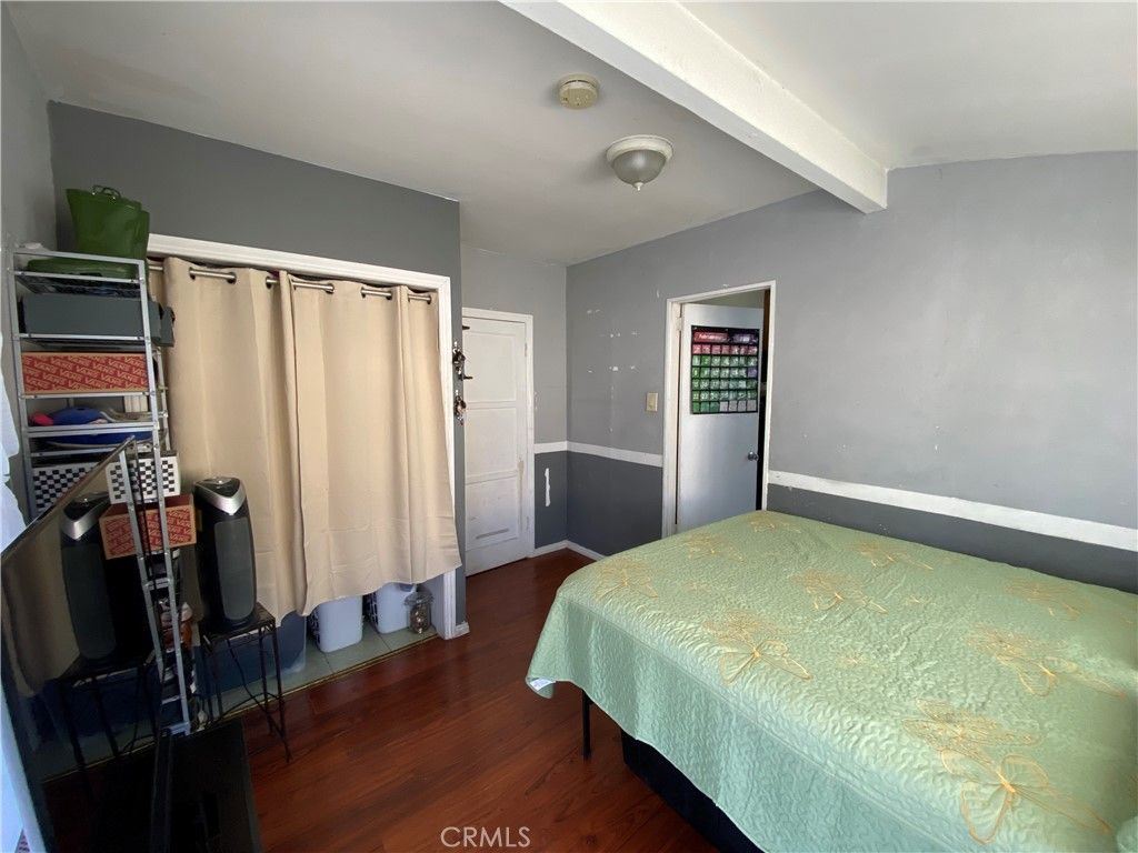 Image 21 of property listing at 228 E 103 Street, Los Angeles, CA 90003