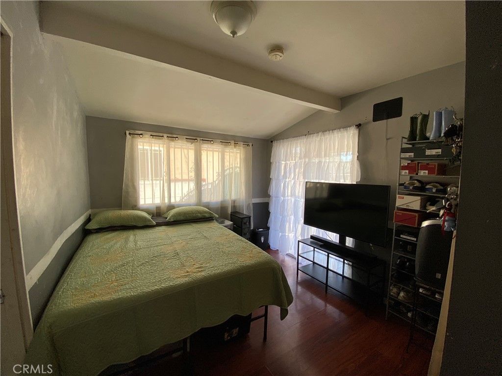 Image 22 of property listing at 228 E 103 Street, Los Angeles, CA 90003