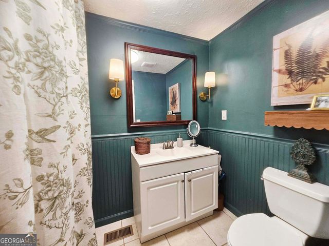 847 Greenwood Lake Drive, Franklin, GA 30217