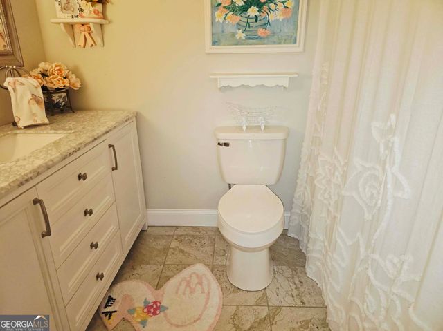 847 Greenwood Lake Drive, Franklin, GA 30217