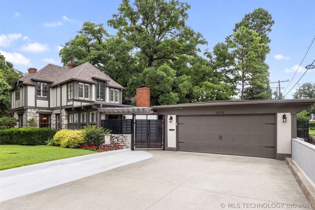 2929 S Woodward Boulevard, Tulsa, OK 74114
