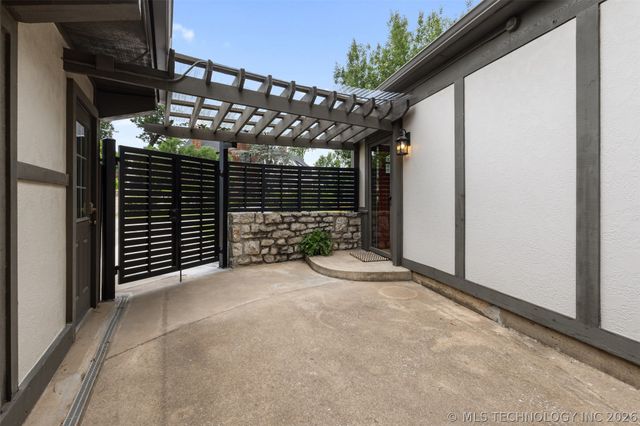 2929 S Woodward Boulevard, Tulsa, OK 74114