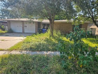 4826 French Dr, Corpus Christi, TX 78411
