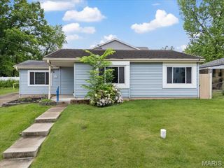 8934 Litzsinger Road, St Louis, MO 63144