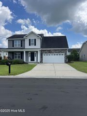 709 Emerald Park Drive, Winterville, NC 28590