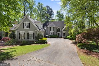 105 Grogans Lake Drive, Atlanta, GA 30350