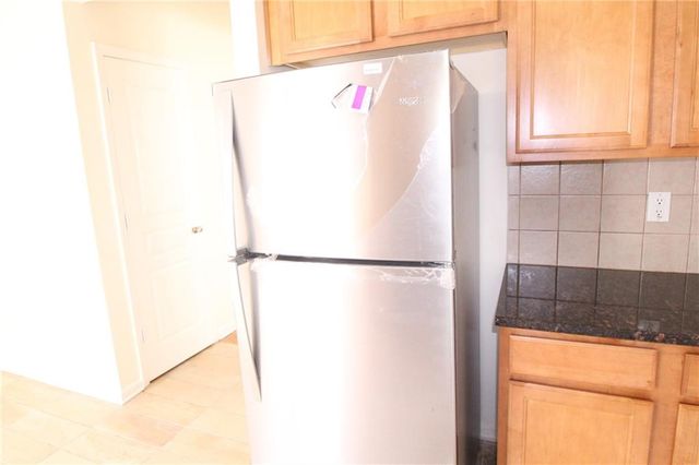 1961 Stoney Chase Drive, Lawrenceville, GA 30044
