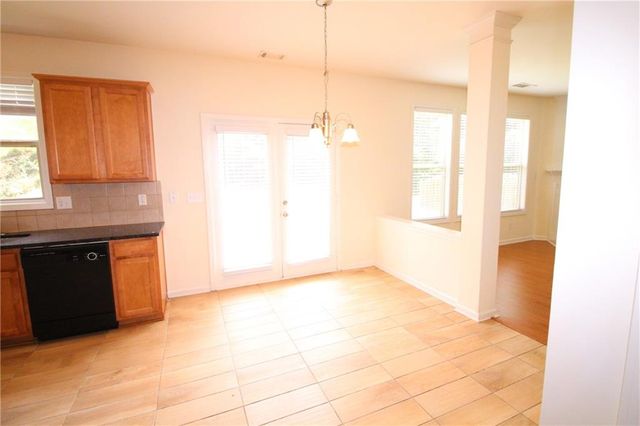 1961 Stoney Chase Drive, Lawrenceville, GA 30044