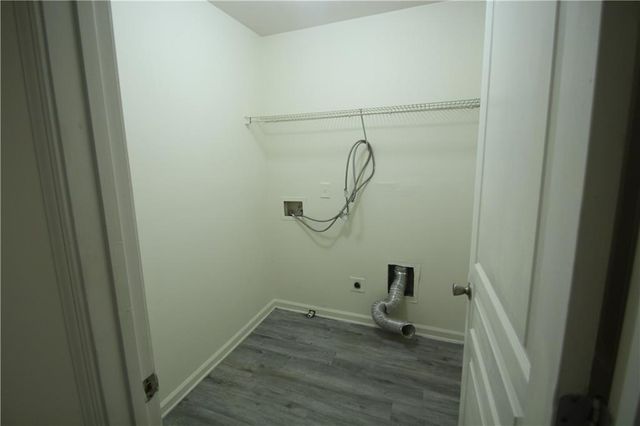 1961 Stoney Chase Drive, Lawrenceville, GA 30044