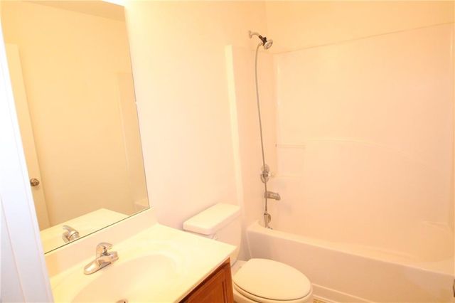 1961 Stoney Chase Drive, Lawrenceville, GA 30044
