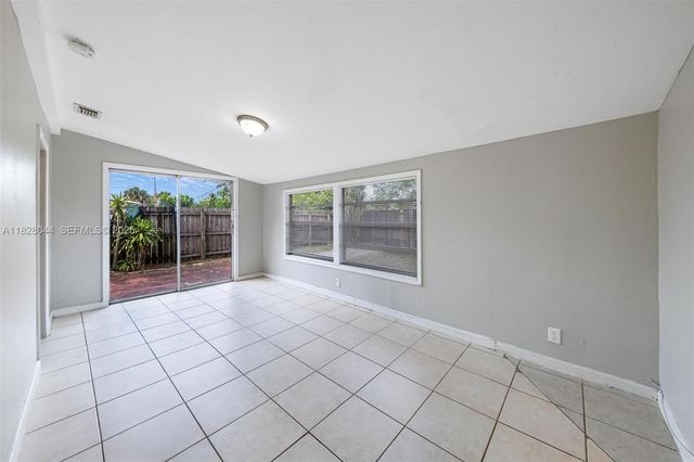 4130 NW 12th Avenue, Oakland Park, FL 33309