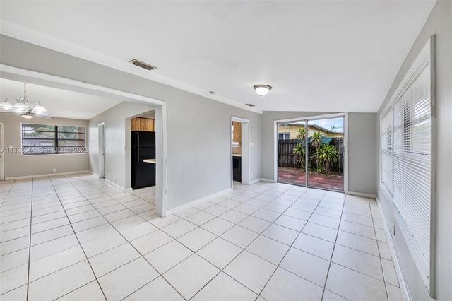 4130 NW 12th Avenue, Oakland Park, FL 33309