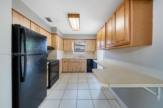 4130 NW 12th Avenue, Oakland Park, FL 33309