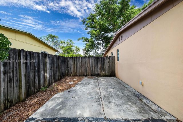 4130 NW 12th Avenue, Oakland Park, FL 33309