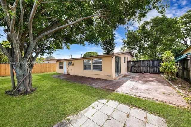 4130 NW 12th Avenue, Oakland Park, FL 33309