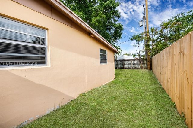 4130 NW 12th Avenue, Oakland Park, FL 33309