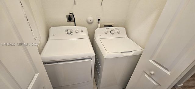 28708 SW 134th Ct ., Homestead, FL 33033