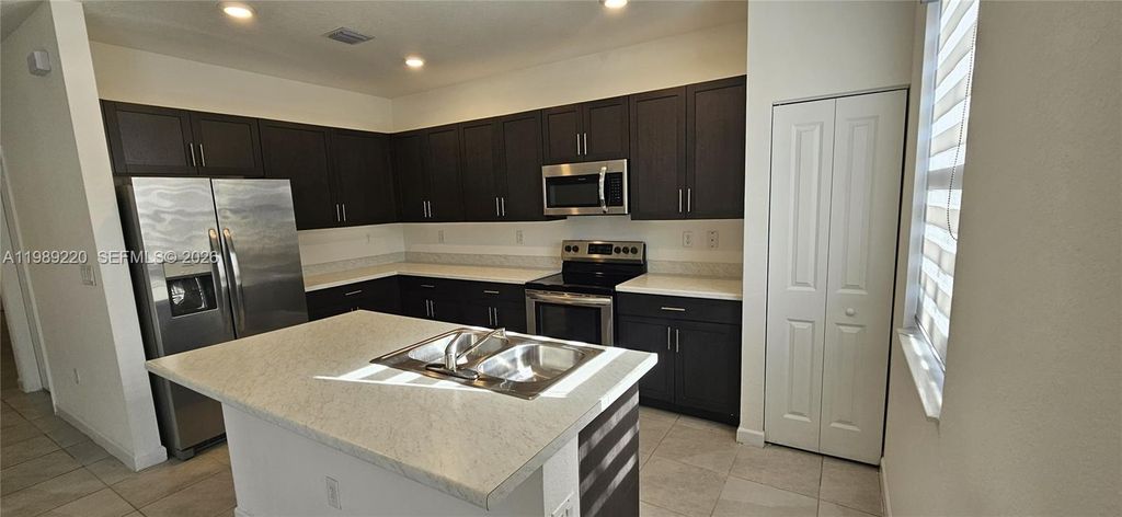 28708 SW 134th Ct ., Homestead, FL 33033