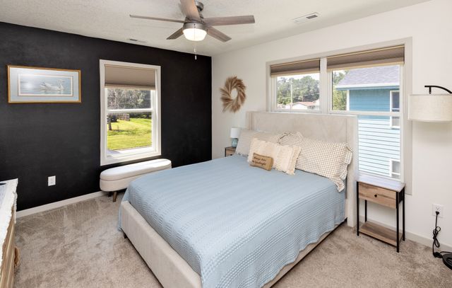 919 SE 9th Street, Des Moines, IA 50309