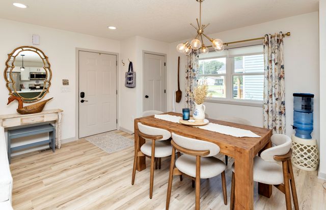 919 SE 9th Street, Des Moines, IA 50309