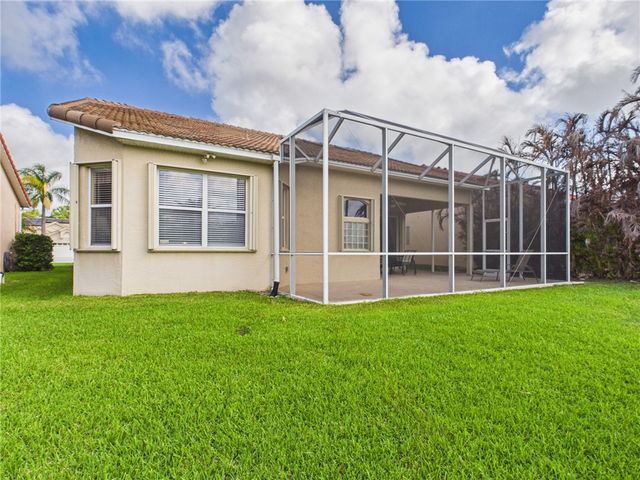 1007 Wimbledon Drive, Melbourne, FL 32940