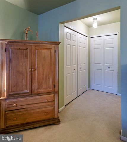 41019 COOPERS PL, Holland, PA 18966