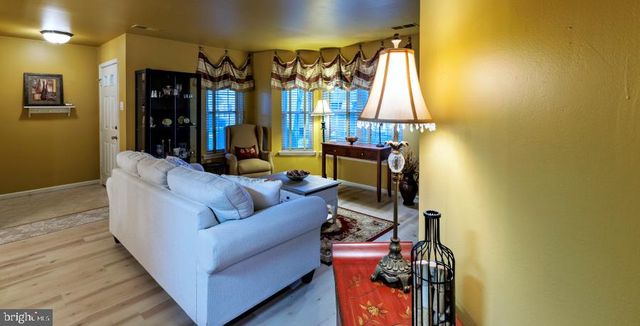 41019 COOPERS PL, Holland, PA 18966