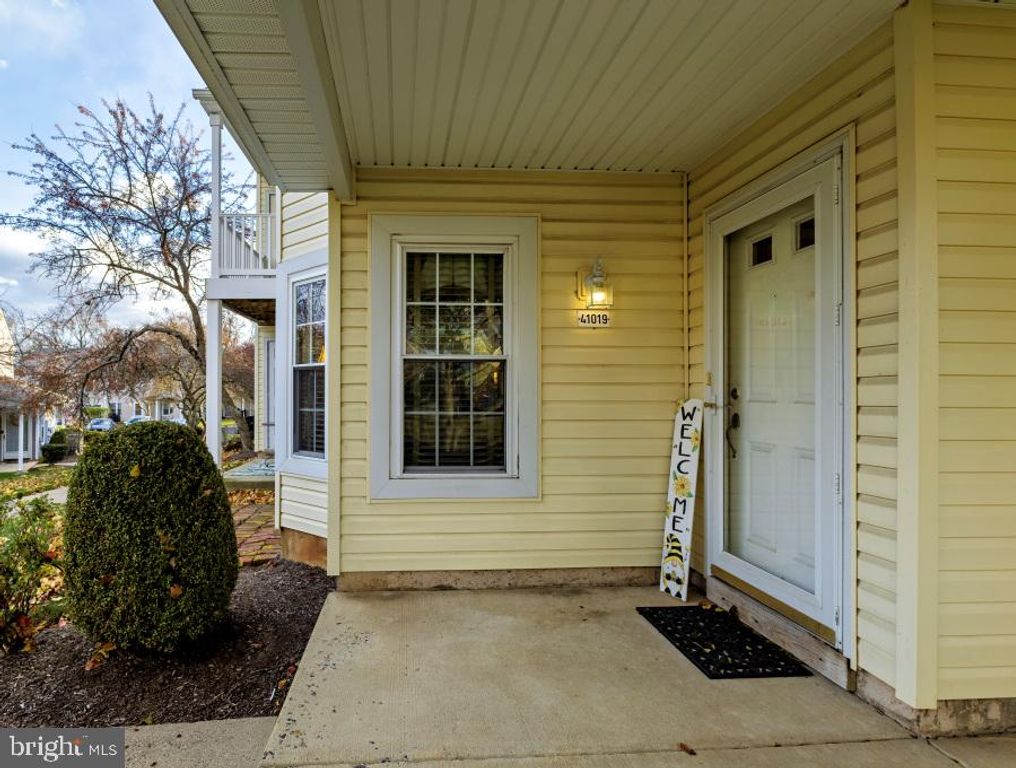 41019 COOPERS PL, Holland, PA 18966