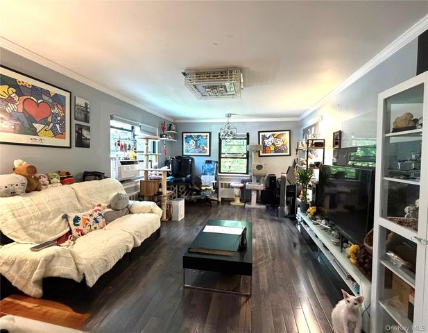 73-96 Springfield Blvd 2nd floor, Oakland Gardens, NY 11364