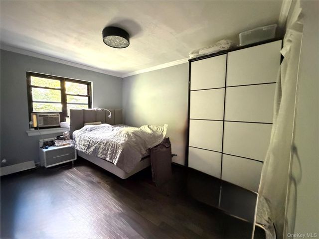 73-96 Springfield Blvd 2nd floor, Oakland Gardens, NY 11364