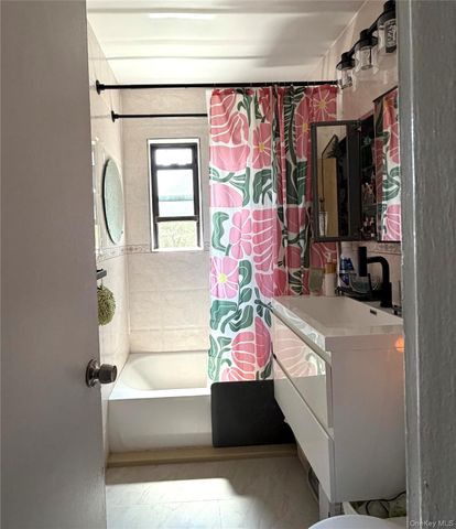 73-96 Springfield Blvd 2nd floor, Oakland Gardens, NY 11364