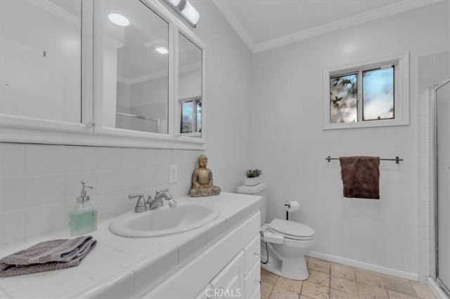 5531 Carpenter Ave, Valley Village, CA 91607