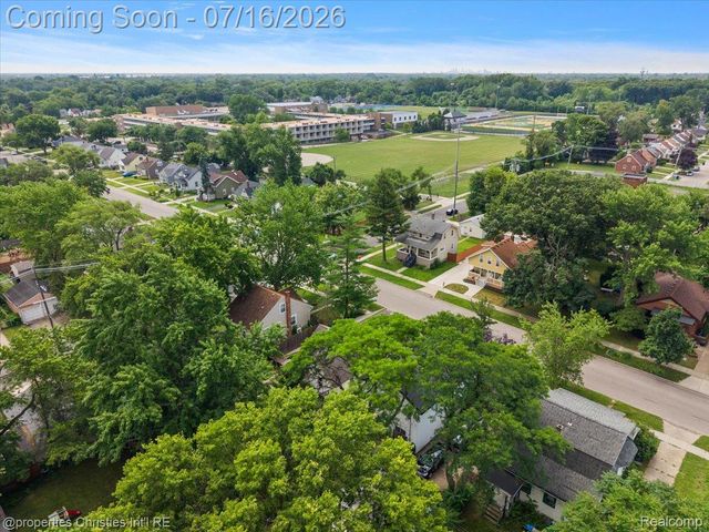1416 W Marshall Street, Ferndale, MI 48220