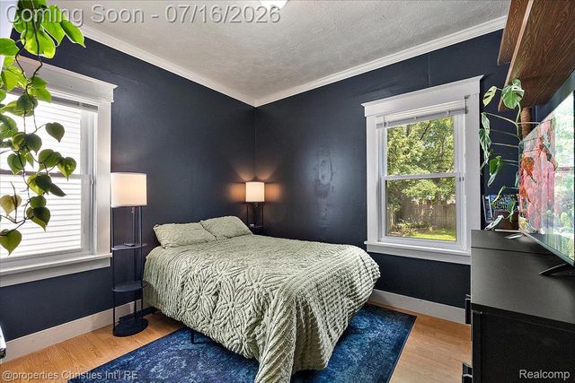 1416 W Marshall Street, Ferndale, MI 48220