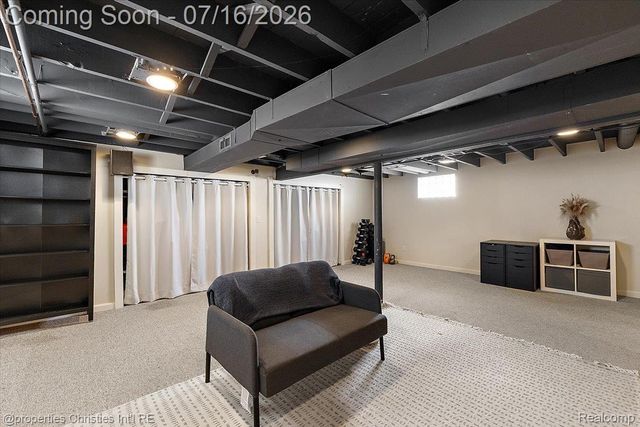 1416 W Marshall Street, Ferndale, MI 48220