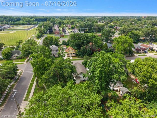 1416 W Marshall Street, Ferndale, MI 48220