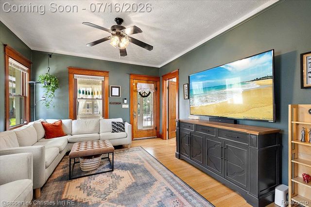 1416 W Marshall Street, Ferndale, MI 48220