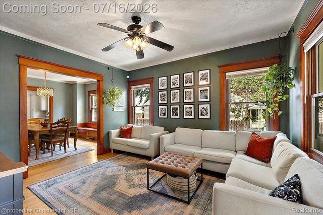 1416 W Marshall Street, Ferndale, MI 48220