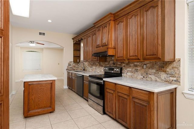 209 Baylor Avenue, Mcallen, TX 78504
