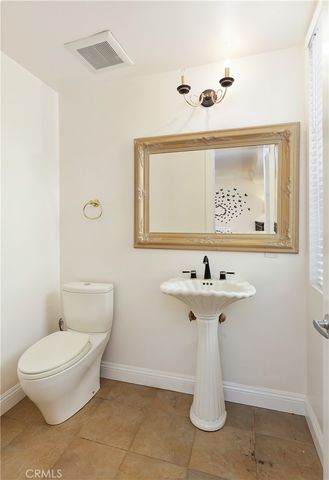 2235 Century Hill, Los Angeles, CA 90067