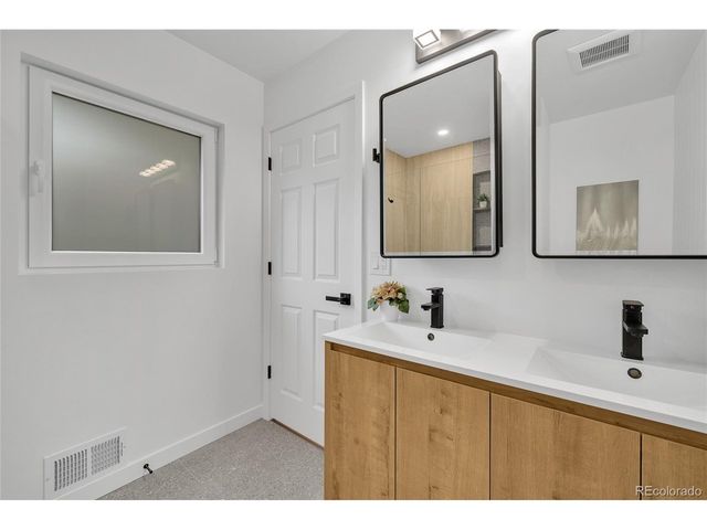 3651 S Grape St, Denver, CO 80237