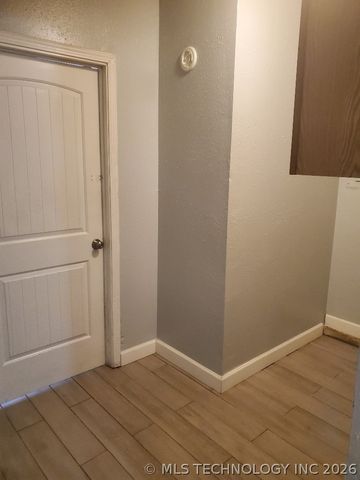 14255 S Hickory Place, Glenpool, OK 74033