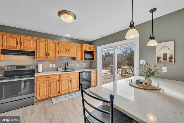 3481 CORONET AVE, Lancaster, PA 17601