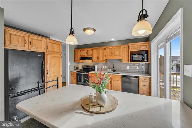 3481 CORONET AVE, Lancaster, PA 17601