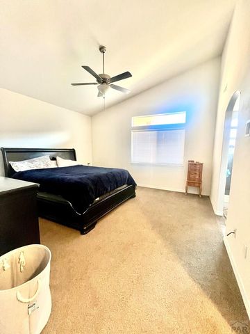 964 Peachcrest Dr, Pueblo, CO 81005