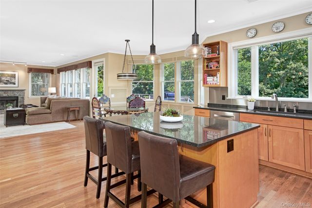 17 Byram Meadows Road, Chappaqua, NY 10514