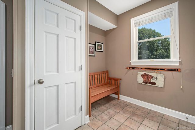 17 Byram Meadows Road, Chappaqua, NY 10514